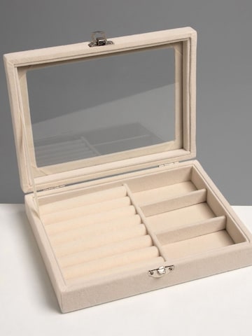 Boîte à bijoux 'Velvet Touch Jewelry Box - Beige' UNIQ Beauty en beige