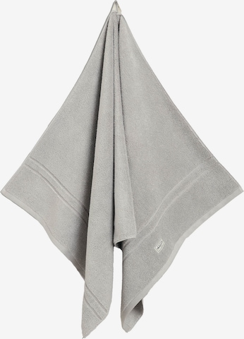 GANT Shower Towel in Grey: front