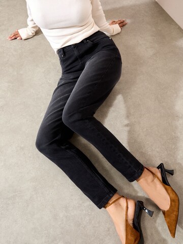 Skinny Jean Friends Like These en noir