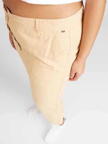 Tommy Hilfiger Curve Slimfit Hose in Beige