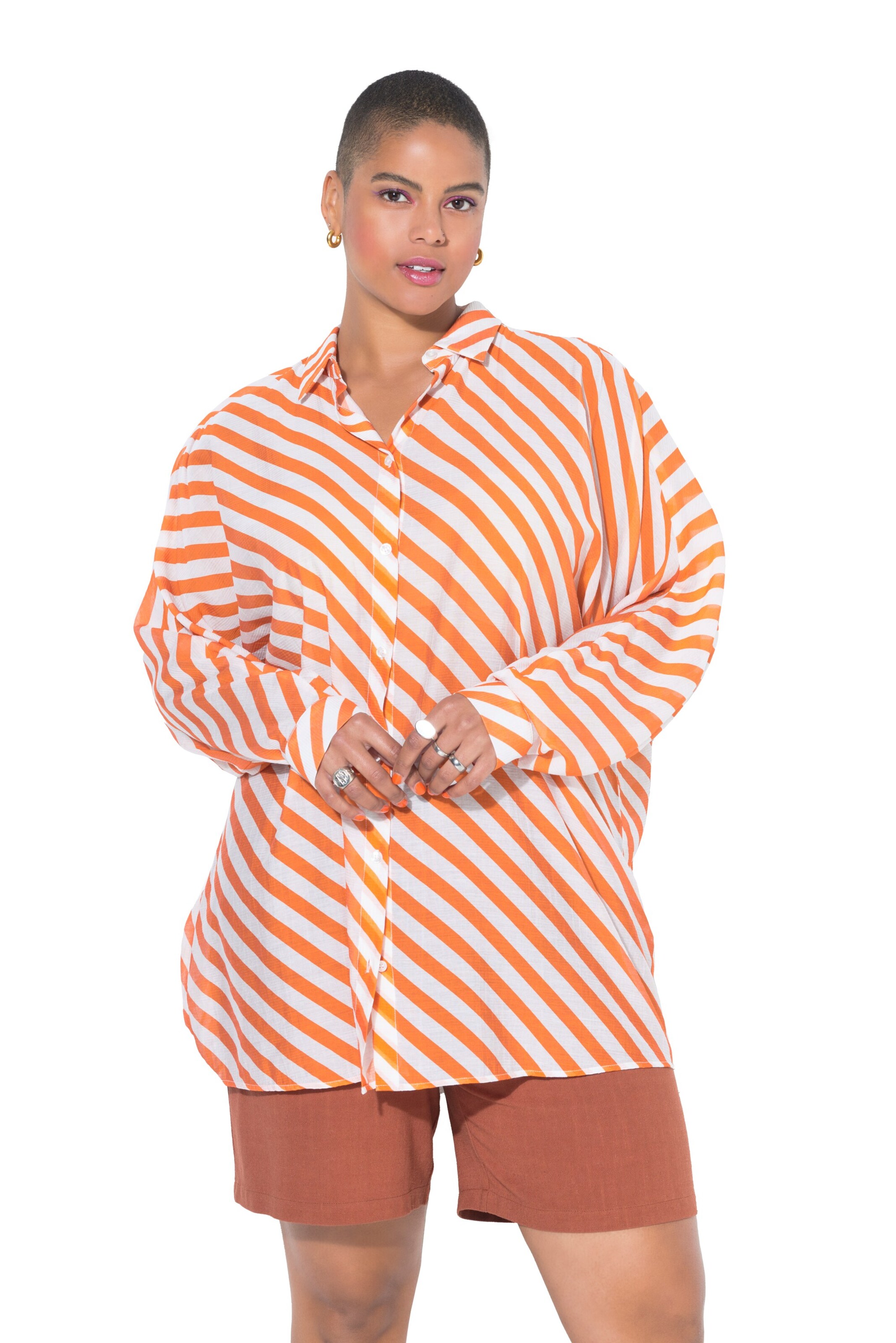 Studio Untold Blouse in Orange: front
