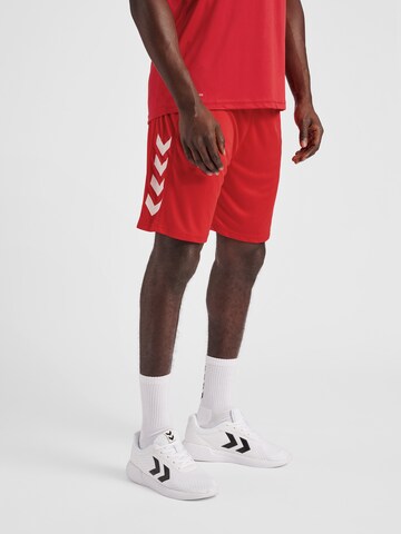 Hummel Regular Sportshorts 'Core' in Rot: Vorderseite