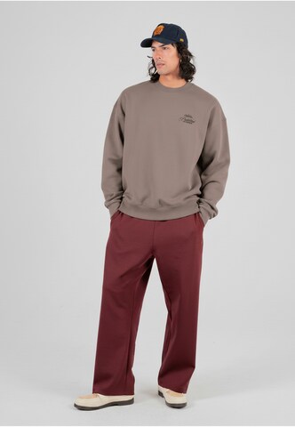 Sweat-shirt Prohibited en beige