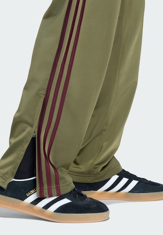 Loosefit Pantalon 'Firebird' ADIDAS ORIGINALS en vert