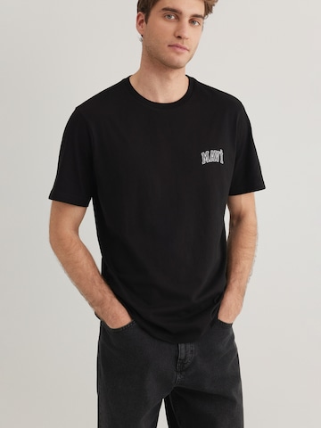 Mavi Shirt in Black: front