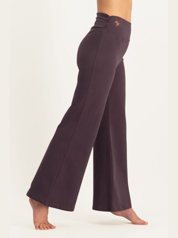 Urban Goddess Yoga & Activewear Wide leg Workout Pants 'Maeve' in Purple