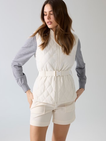 GUESS Weste in Weiß: Vorderseite