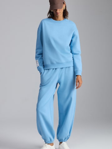 Grimelange Sweatshirt in Blau: Vorderseite