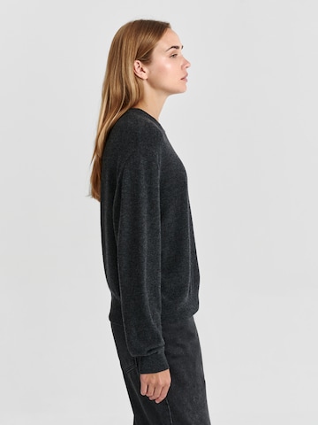 Pull-over TATUUM en gris