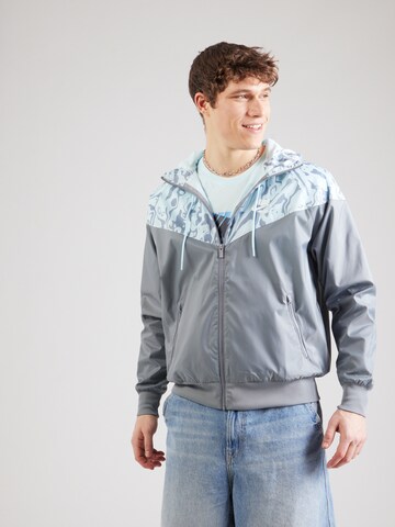 Nike Sportswear Between-season jacket in Grey: front