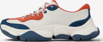 Baskets basses 'Karst 2' CAMPER en blanc : devant