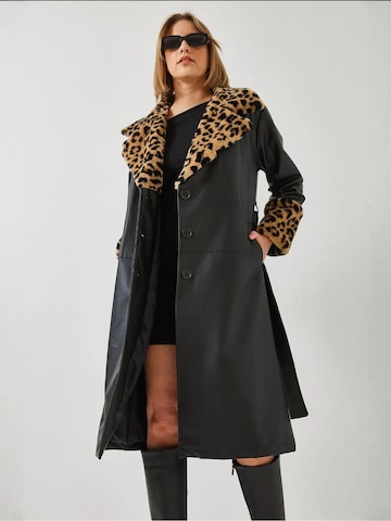 Manteau mi-saison Bianco Lucci en noir : devant