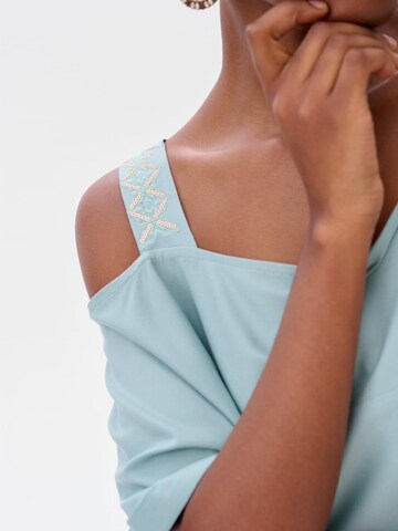 Blue Shadow Blouse in Green