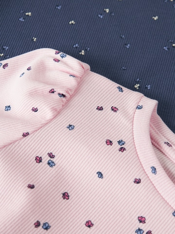 Tricou 'NMFNELIA' de la NAME IT pe albastru