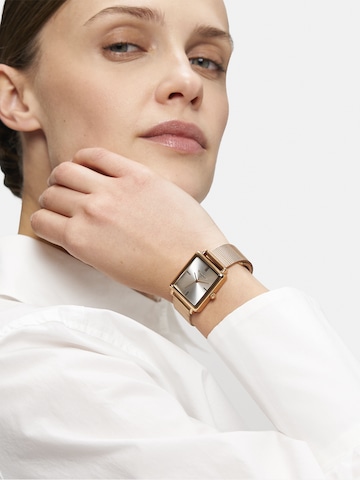 Montre à affichage analogique Tamaris en or