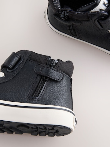 Baker by Ted Baker Sneakers 'Varsity' in Zwart