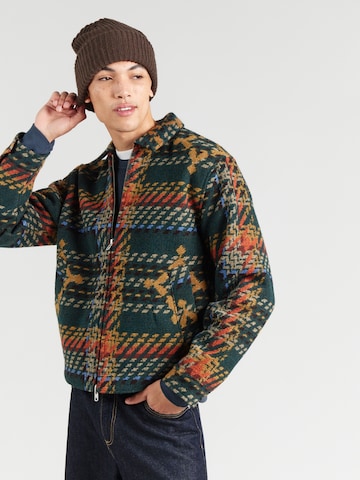 Abercrombie & Fitch Prehodna jakna | zelena barva: sprednja stran