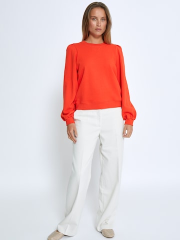 Sweat-shirt 'Gloria' Peppercorn en rouge