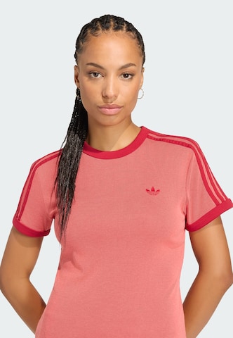 ADIDAS ORIGINALS - Camiseta 'Cali' en rojo