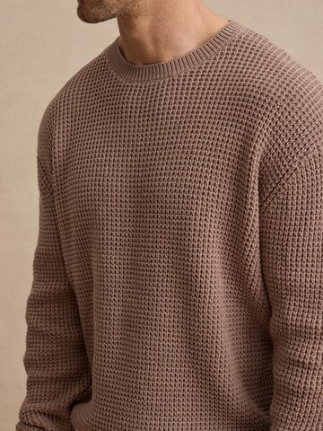 DAN FOX APPAREL Pullover 'Eren' in Grau