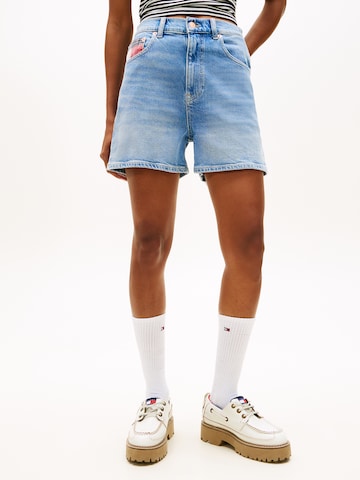 Tommy Jeans Szabványos Farmer 'MOM' - kék: elől