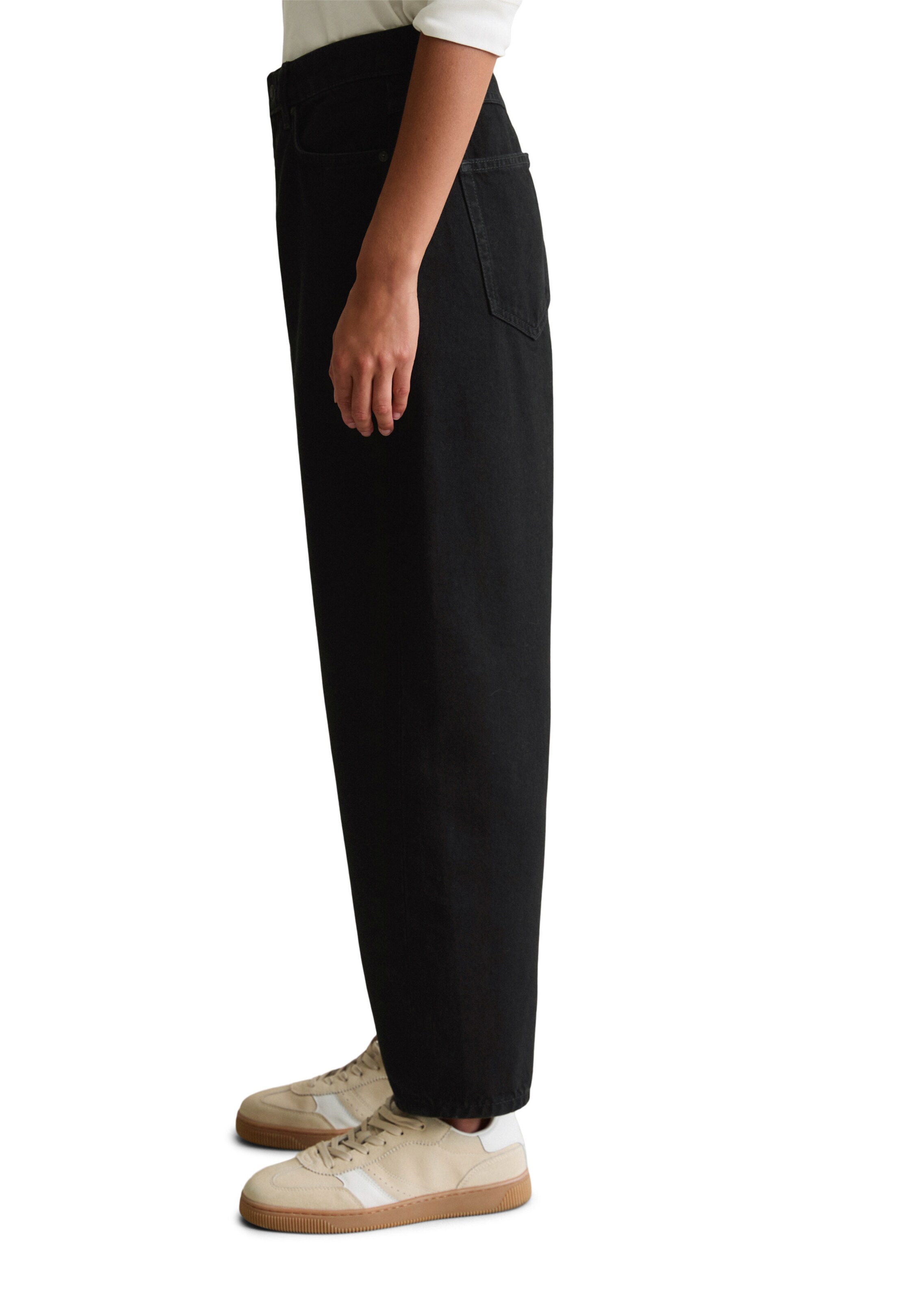 Marc O'Polo DENIM Loosefit Jeans 'Stine' in Schwarz