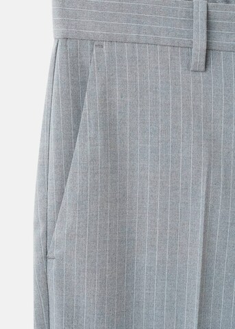 MANGO MAN Slim fit Pleated Pants 'Johan' in Grey