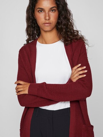 Cardigan 'VIDALO' VILA en rouge