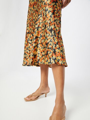 VILA Skirt in Orange