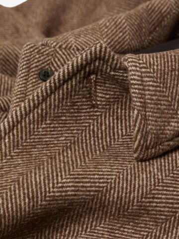 SELECTED HOMME Between-Seasons Coat in Brown