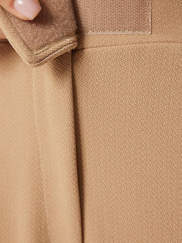 Loosefit Pantalon à pince Happiness İstanbul en marron