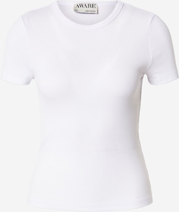 Aware - Camiseta 'AWIRWINA' en blanco: frente