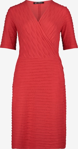 Betty Barclay Cocktail Dress in Red: front