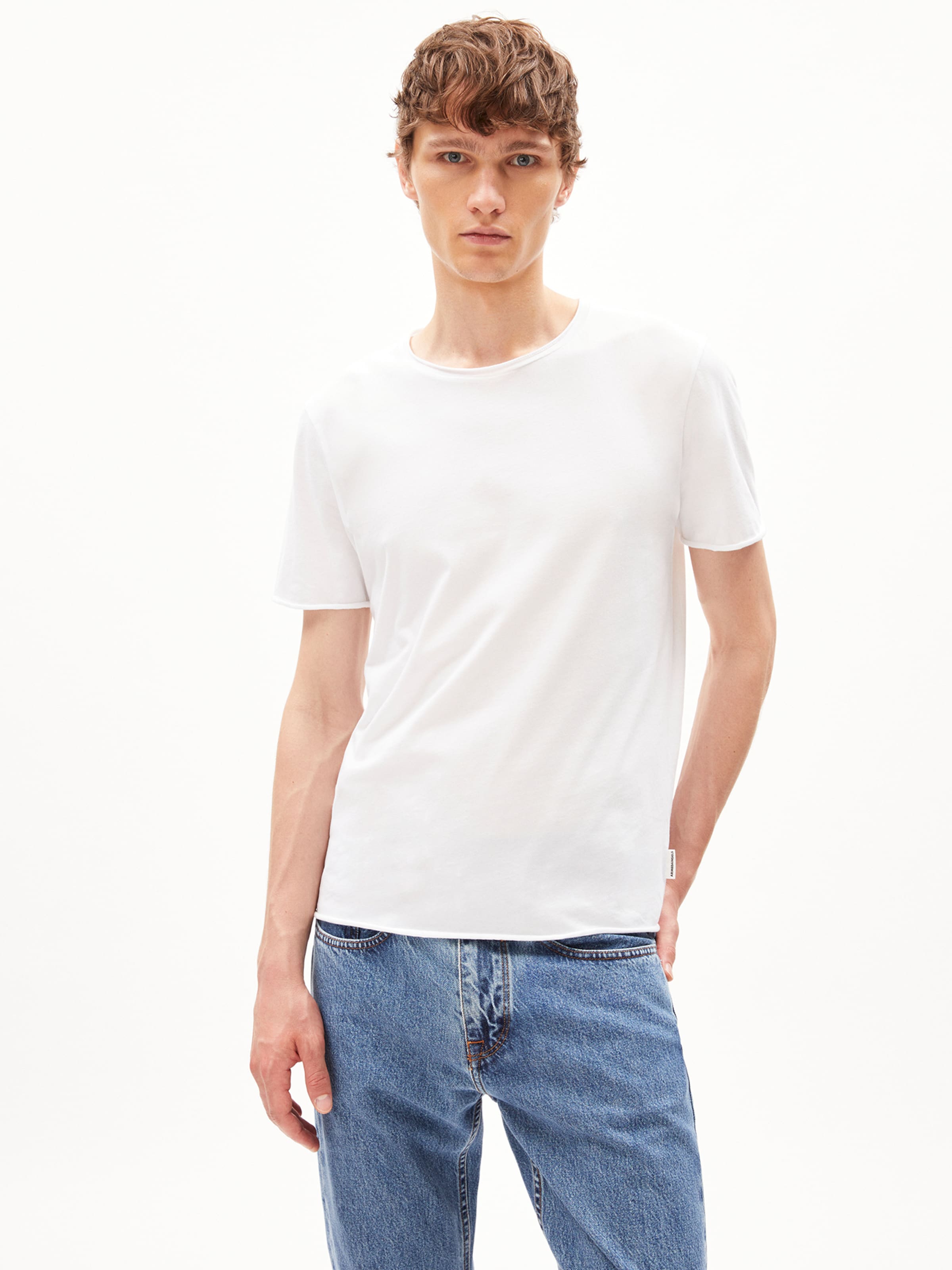 ARMEDANGELS T-Shirt ' JAAMES BRUSHED ' in Weiß: Vorderseite