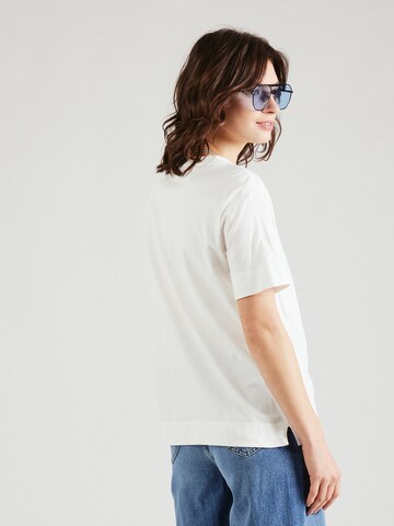 Tricou de la s.Oliver pe alb