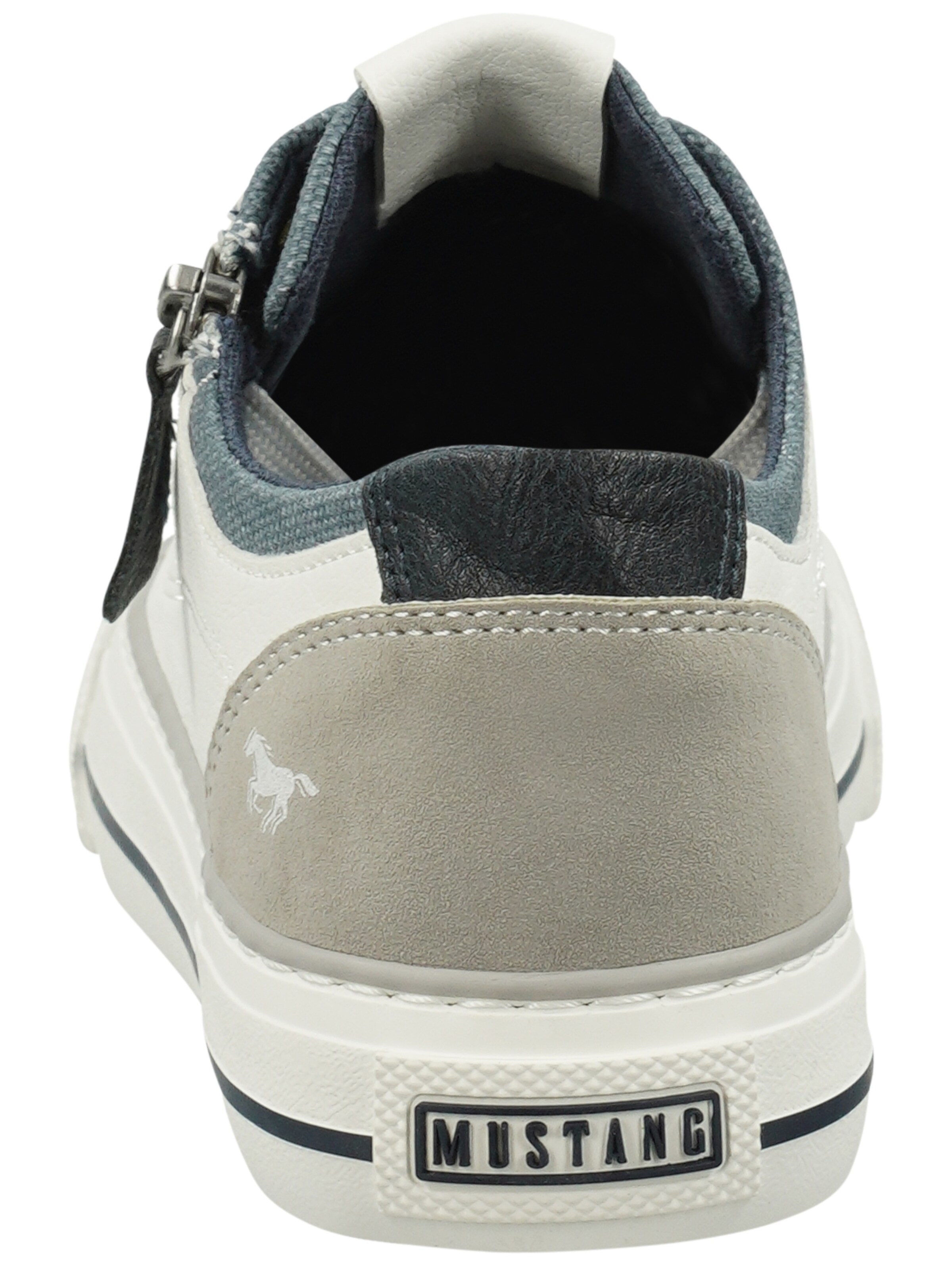 Baskets basses MUSTANG en blanc