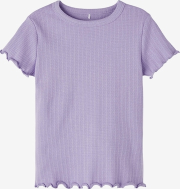 NAME IT T-shirt i lila: framsida