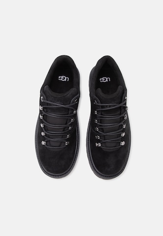 UGG Sneaker 'Birch Hiker' in Schwarz