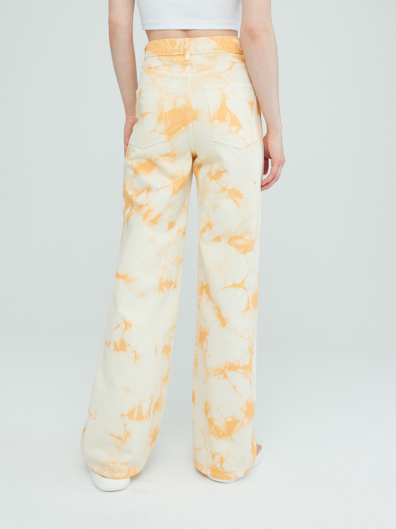 EDITED Jeans 'Avery' Lichtgeel