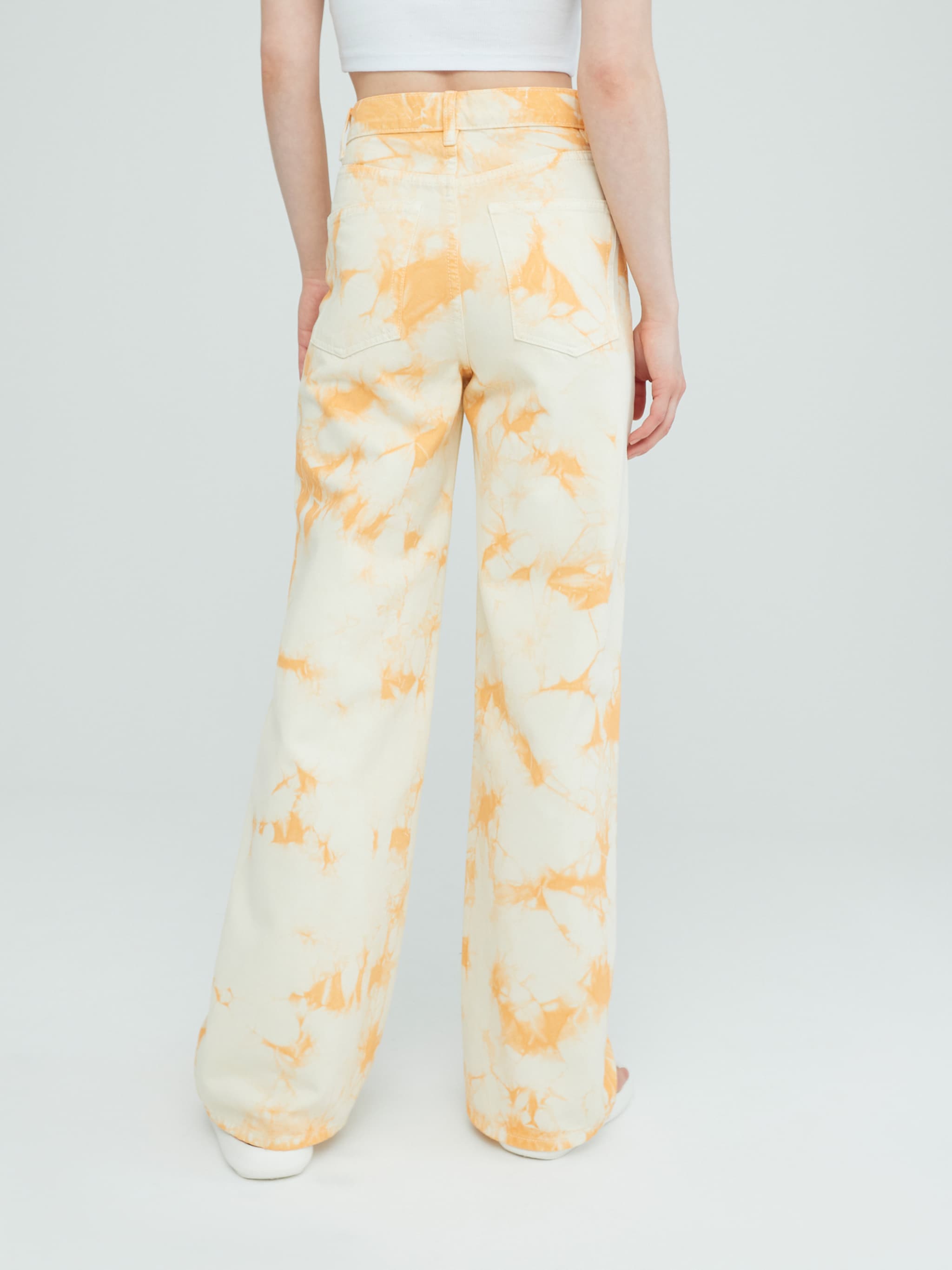 EDITED Producten Jeans 'Avery' Lichtgeel