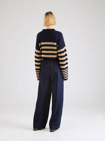 Y.A.S Wide leg Pleat-Front Pants 'YASDAKOTA' in Blue