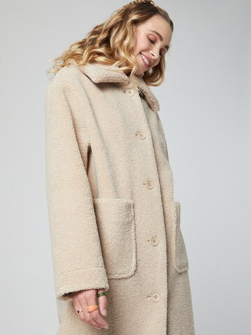 Manteau mi-saison 'Floria' florence by mills exclusive for ABOUT YOU en beige