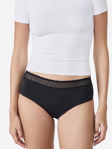 ETAM Panty in Black: front