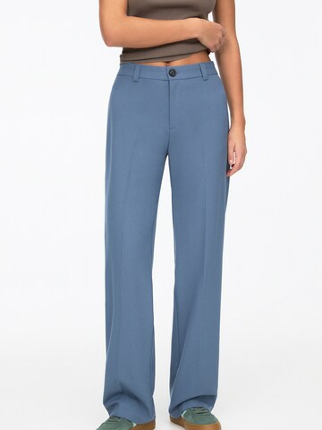 Loosefit Pantalon à plis Pull&Bear en bleu : devant