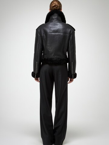 V S P Winterjacke 'Tierra' in Schwarz