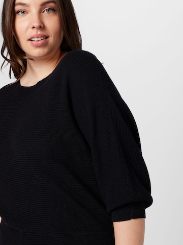 Vero Moda Curve Sweater 'TUGALEX' in Black