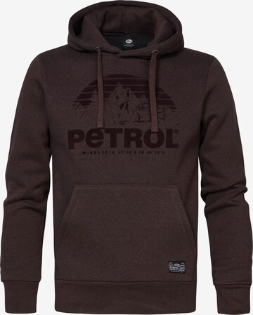 Petrol Industries Sweatshirt 'Ripon' in Bruin: voorkant