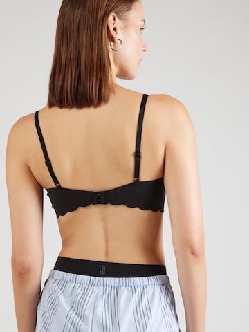 Sutien 'ZERO' de la SLOGGI pe negru