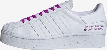 ADIDAS ORIGINALS Trampki niskie 'Superstar Bold' w kolorze biały: przód