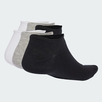 Chaussettes ADIDAS ORIGINALS en gris